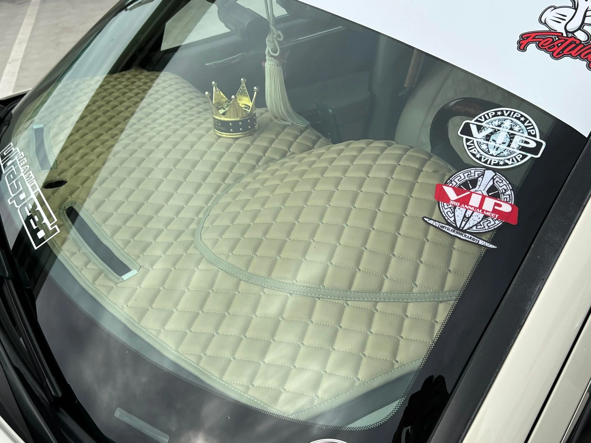 Dash Cover For Chrysler 300 C 2005-2010 - Image 17