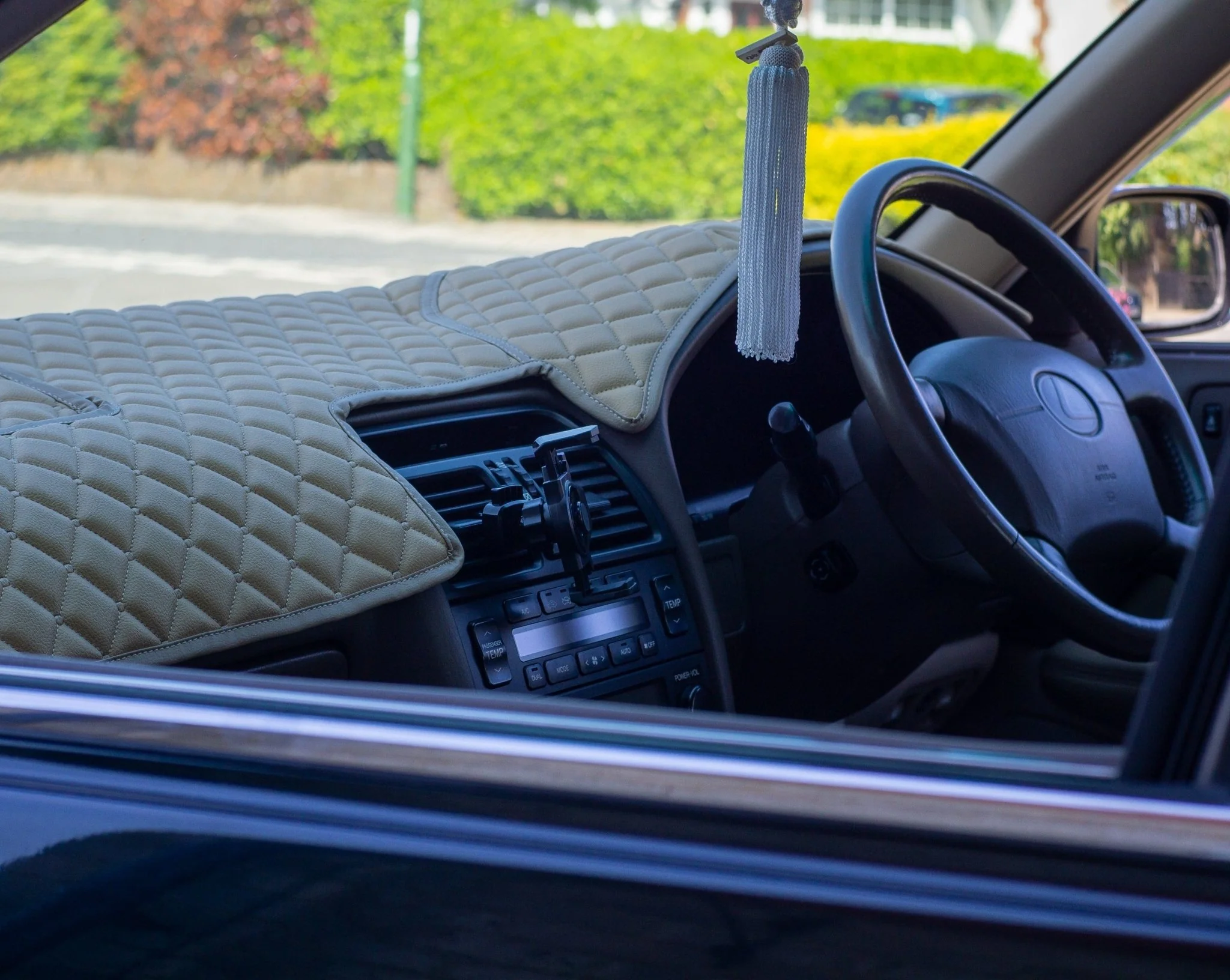 Dash Cover For Lexus LS 1995-2000 - Image 20