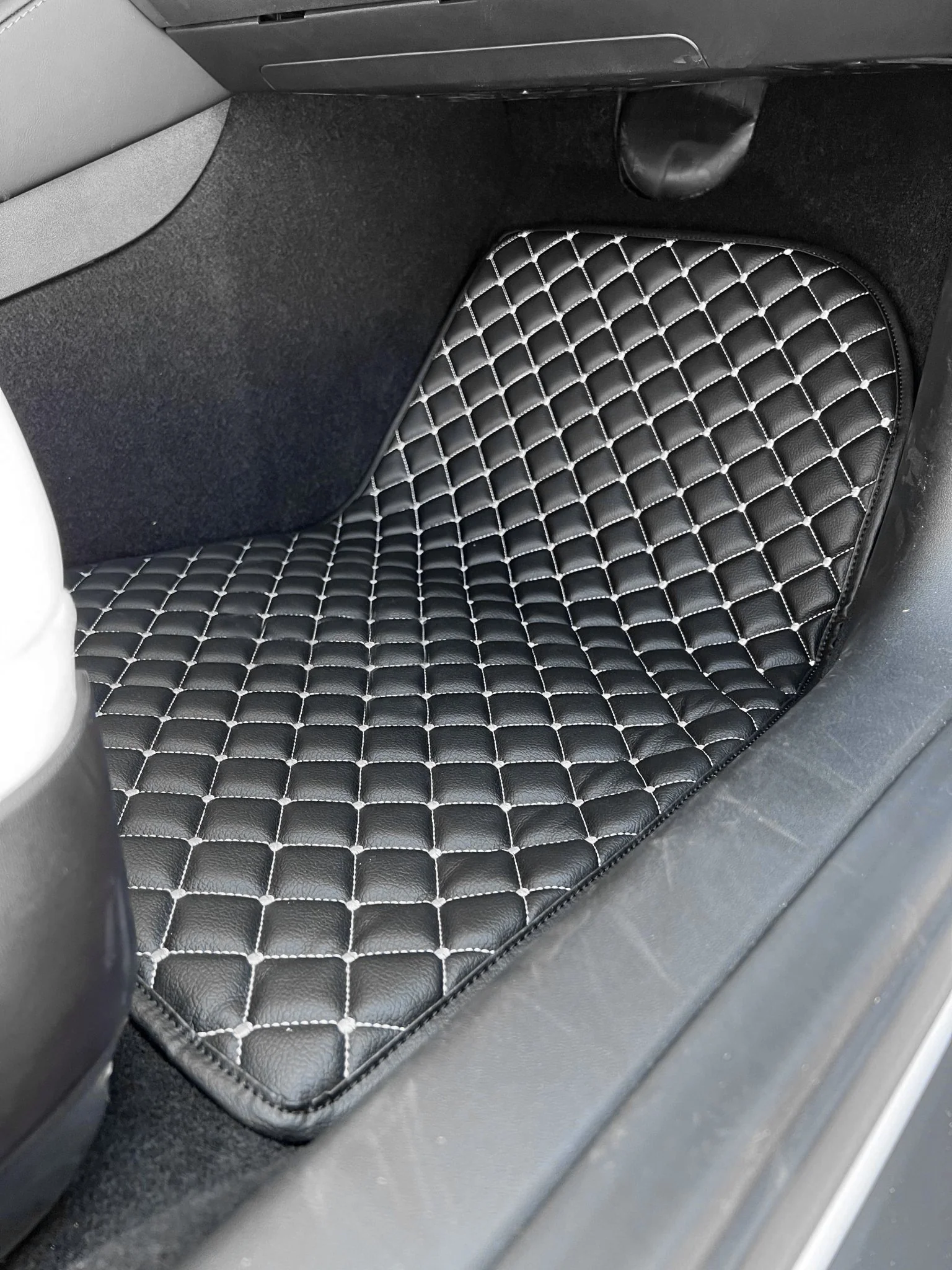 Floor Mats For Tesla Model 3 2017-2023 - Image 13