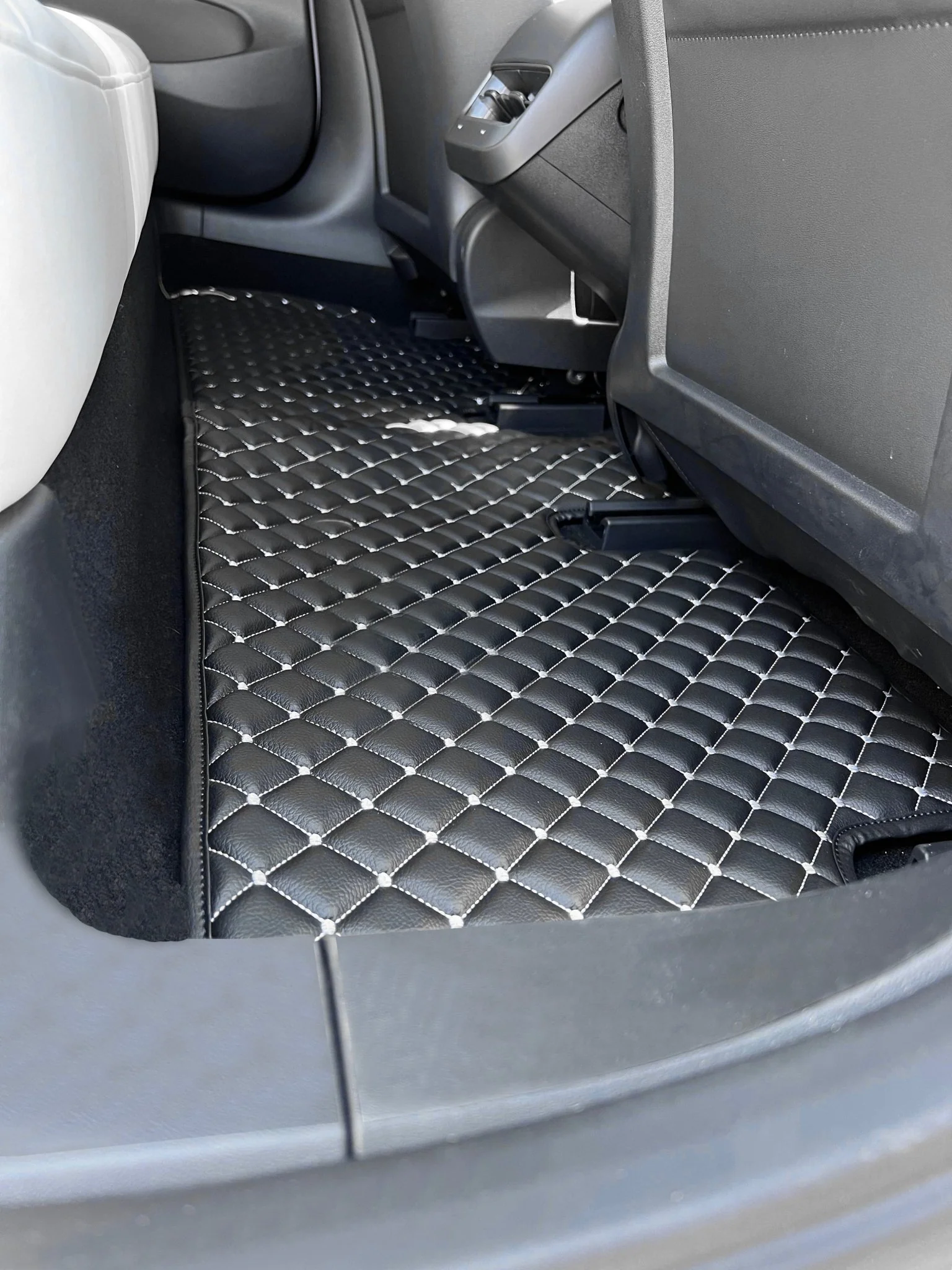 Floor Mats For Tesla Model 3 2017-2023 - Image 14
