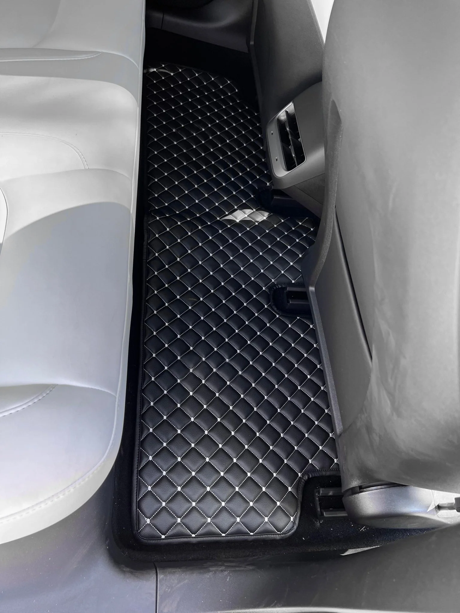 Floor Mats For Tesla Model 3 2017-2023 - Image 15