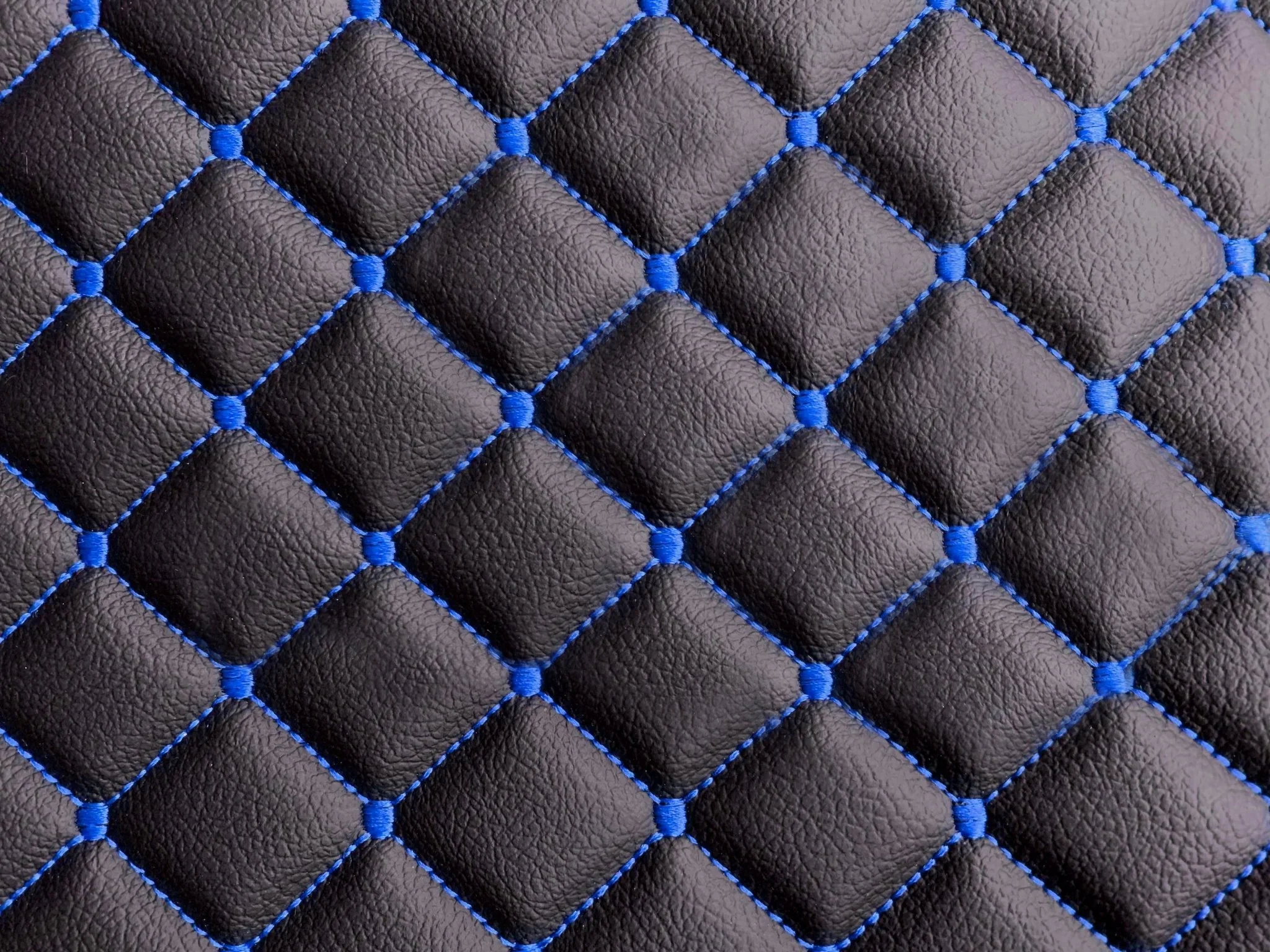 Hood Bra For Chrysler 300 2005-2010 - Image 16