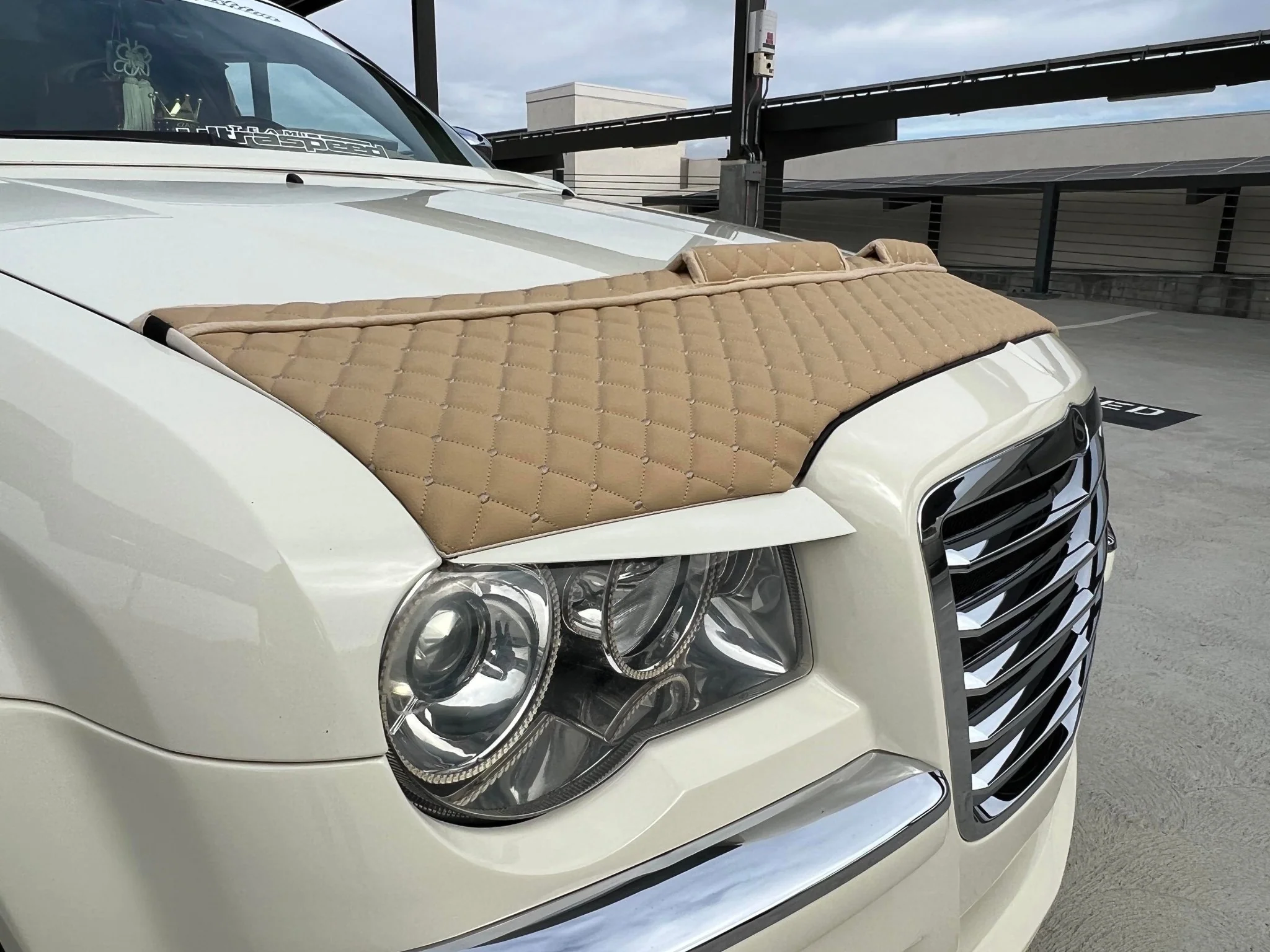 Hood Bra For Chrysler 300 2005-2010 - Image 23