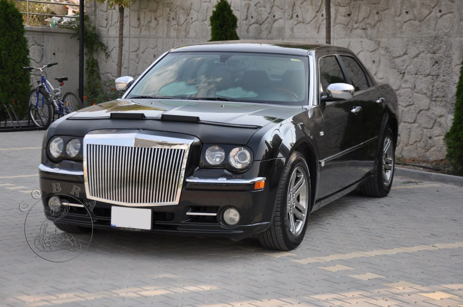 Hood Bra For Chrysler 300 2005-2010 - Image 4