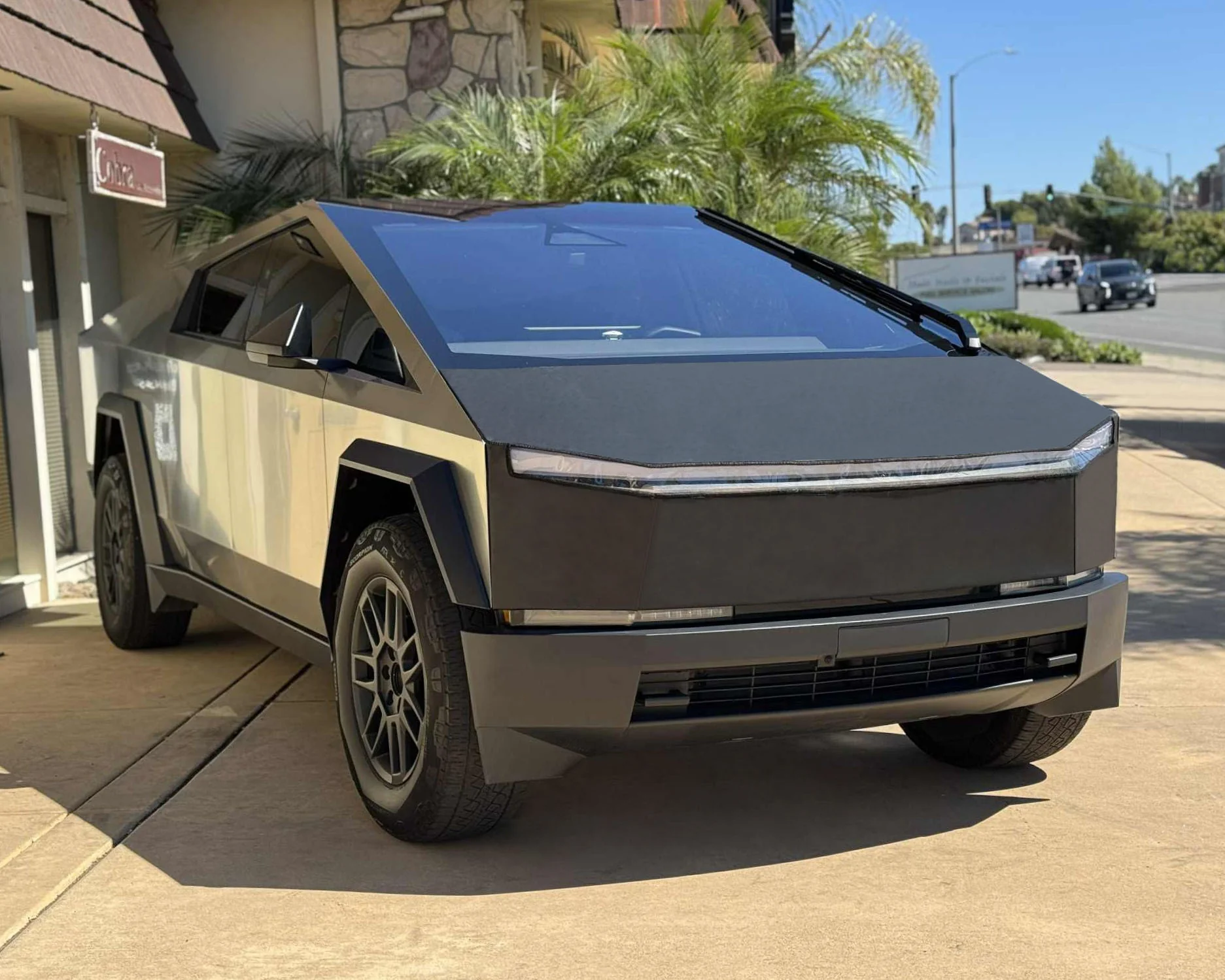 Hood Bra For Tesla Cybertruck 2024-2026 - Image 4